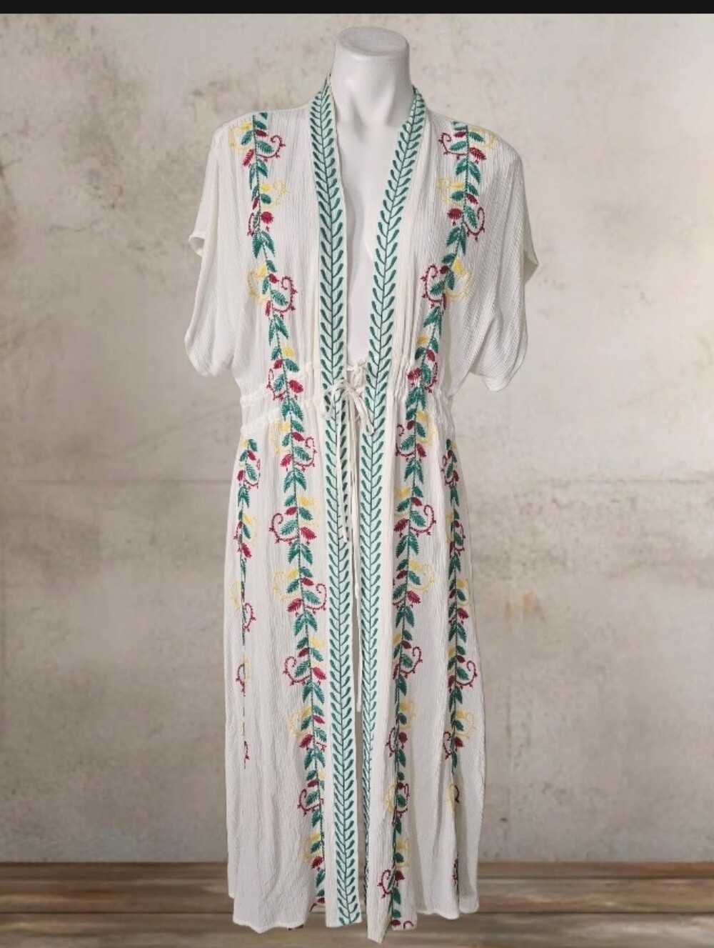 Curations White Floral Embroidered Viscose Kimono Open Tie Front- Size PM